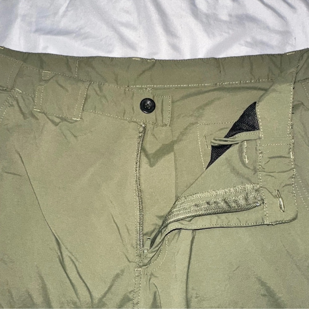 Magellan Men’s M Fish Gear Water Repellent Cargo Pants Shorts Gorpcore Outdoor - Picture 5 of 11